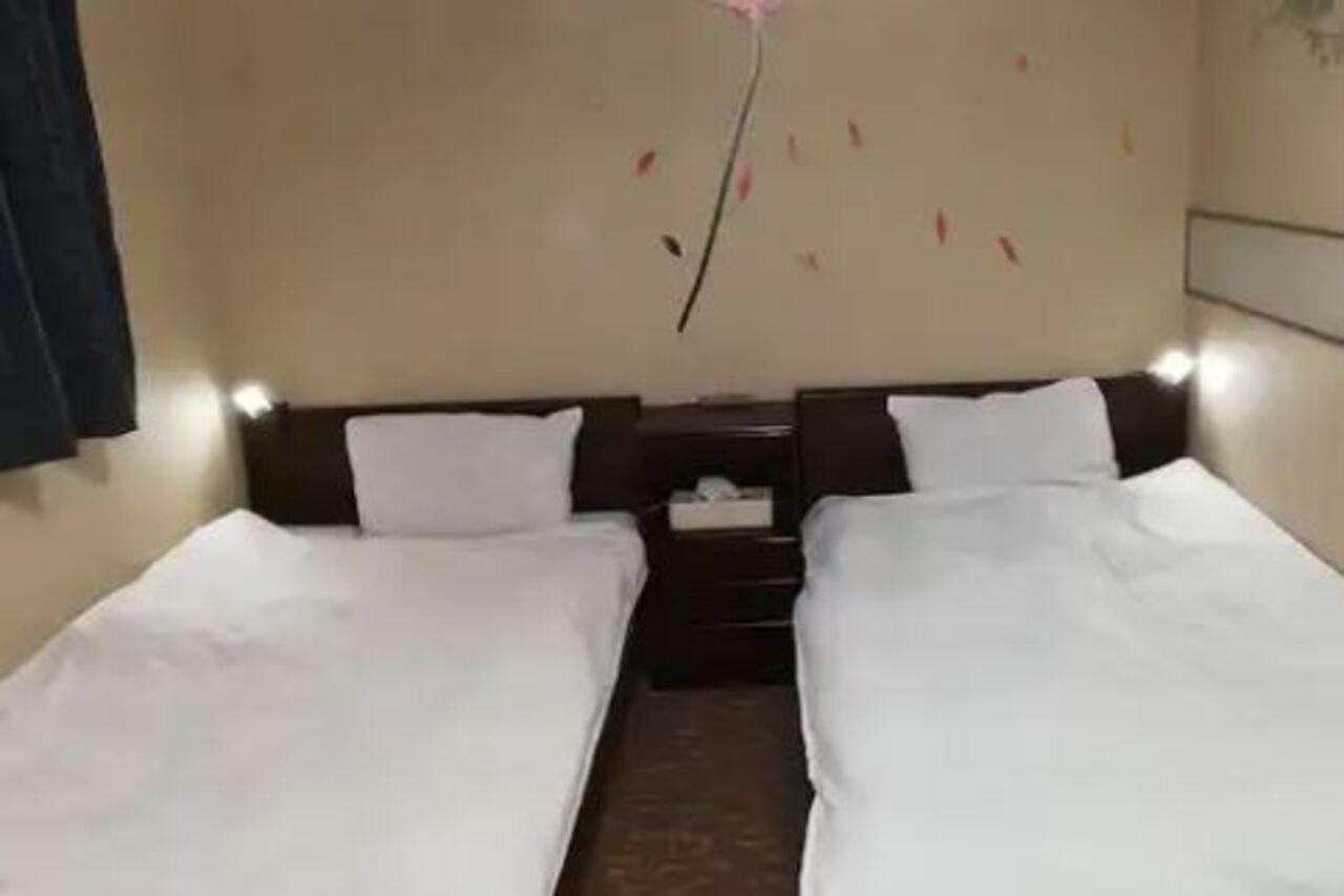 Family & Bakpak Tokyo Hostel Екстериор снимка