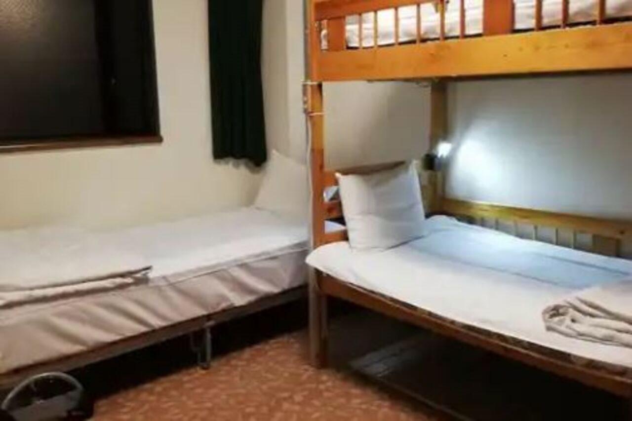 Family & Bakpak Tokyo Hostel Екстериор снимка