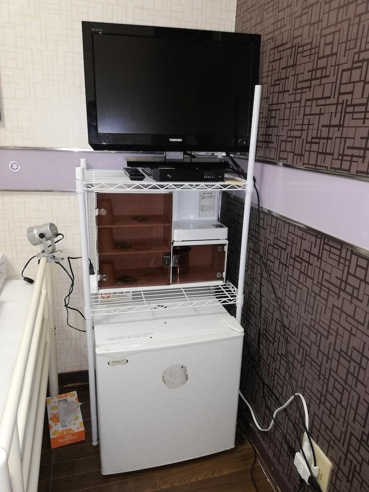 Family & Bakpak Tokyo Hostel Екстериор снимка