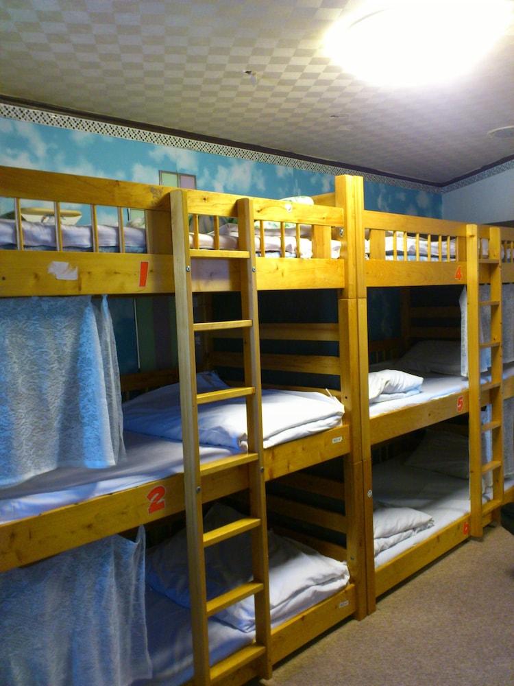 Family & Bakpak Tokyo Hostel Екстериор снимка