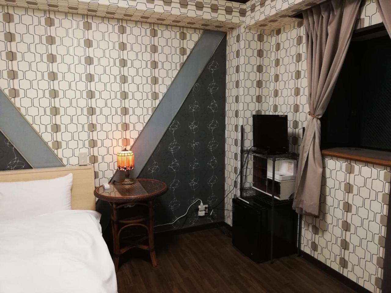 Family & Bakpak Tokyo Hostel Екстериор снимка