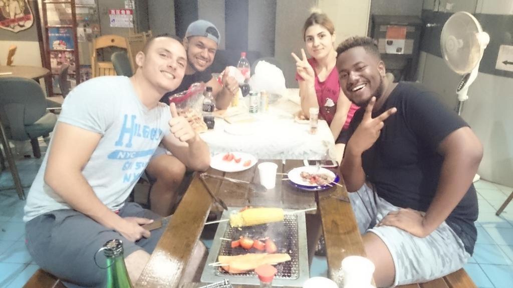 Family & Bakpak Tokyo Hostel Екстериор снимка